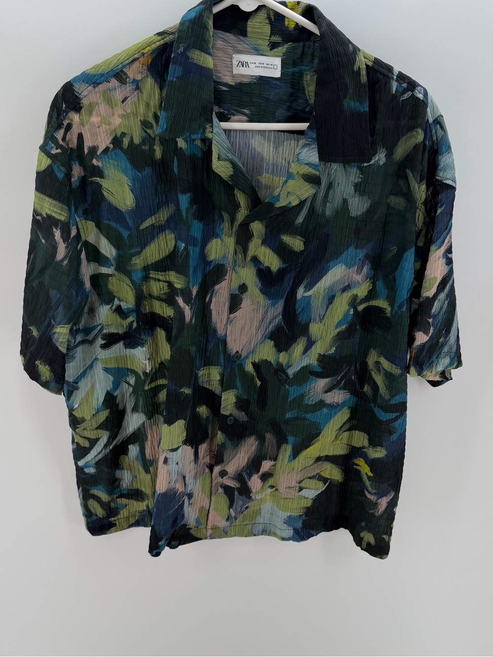 Zara Men’s Floral Print Short Sleeve Shirt- Black Multi Size M